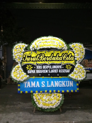 Papan Bunga Duka di Cigadung
